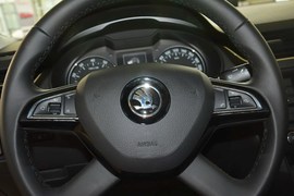 2016款斯柯达明锐1.6L自动创行版