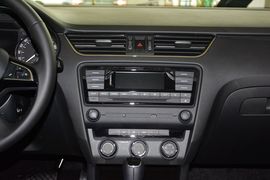 2016款斯柯达明锐1.6L自动创行版