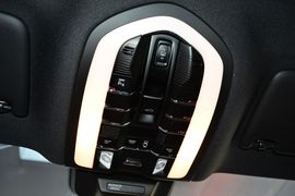 2016款保时捷Macan