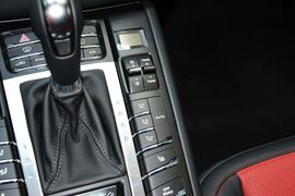 2016款保时捷Macan