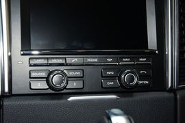 2016款保时捷Macan