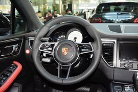 2016款保时捷Macan