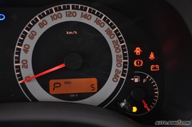卡罗拉1.6L
