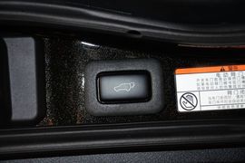 2016款雷克萨斯LX570