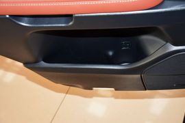 2016款雷克萨斯LX570