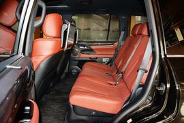 2016款雷克萨斯LX570