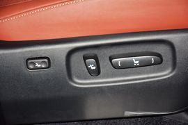 2016款雷克萨斯LX570
