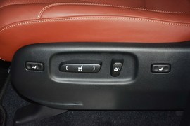 2016款雷克萨斯LX570