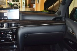 2016款雷克萨斯LX570