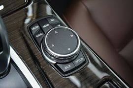 2014款宝马525Li豪华设计套装