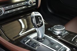 2014款宝马525Li豪华设计套装