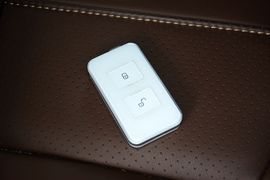 2015款比亚迪唐2.0T四驱旗舰型