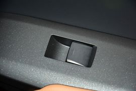 2016款雷克萨斯NX200t全驱锋尚版