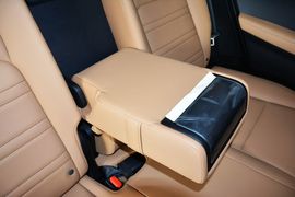 2016款雷克萨斯NX200t全驱锋尚版