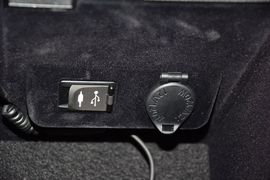 2016款雷克萨斯NX200t全驱锋尚版