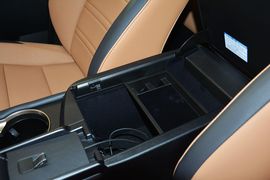 2016款雷克萨斯NX200t全驱锋尚版