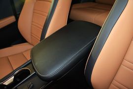 2016款雷克萨斯NX200t全驱锋尚版