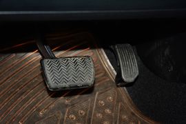 2016款雷克萨斯NX200t全驱锋尚版