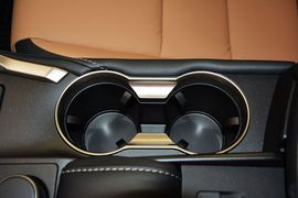 2016款雷克萨斯NX200t全驱锋尚版