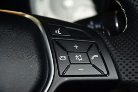 2015款奔驰GLA200时尚型