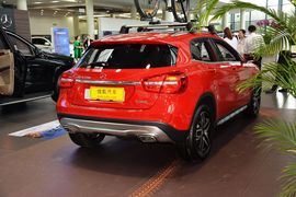 2015款奔驰GLA200时尚型