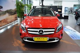 2015款奔驰GLA200时尚型