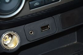 2015款海马第四代福美来1.6L手动品尚型