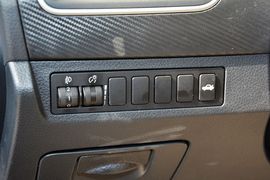 2015款海马第四代福美来1.6L手动品尚型