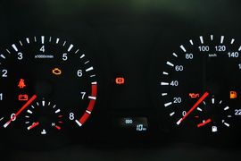 2015款海马第四代福美来1.6L手动品尚型