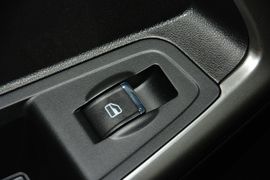 2016款奇瑞瑞虎5