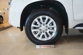 2016款丰田普拉多3.5L