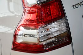 2016款丰田普拉多3.5L