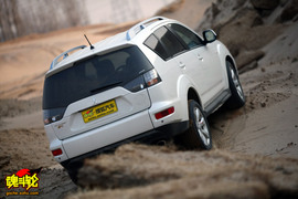 2010款三菱欧蓝德EX劲界2.4试驾