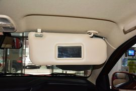 2015款奇瑞风云2两厢1.5L手动新锐版