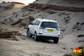 2010款三菱欧蓝德EX劲界2.4试驾