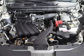 2013款日产骊威劲锐版1.6XL