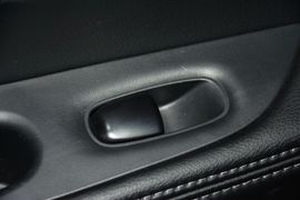 2014款日产奇骏2.5L