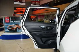 2014款日产奇骏2.5L