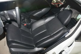 2014款日产奇骏2.5L