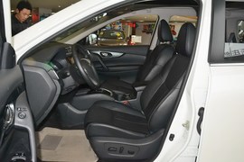 2014款日产奇骏2.5L