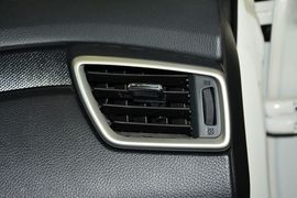 2014款日产奇骏2.5L