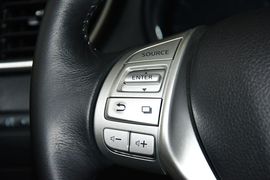2014款日产奇骏2.5L