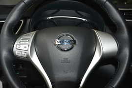 2014款日产奇骏2.5L