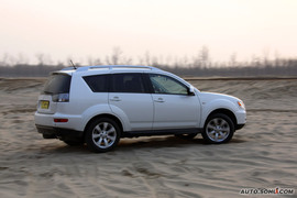 2010款三菱欧蓝德EX劲界2.4试驾