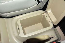 2011款江淮瑞风2.0T祥和