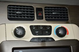 2011款江淮瑞风2.0T祥和