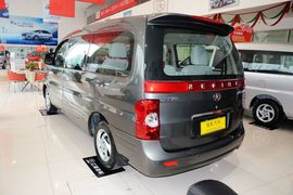 2011款江淮瑞风2.0T祥和