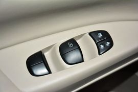 2014款日产轩逸1.6XV