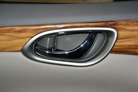 2014款日产轩逸1.6XV