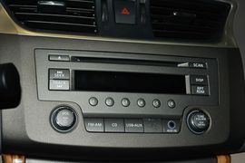 2014款日产轩逸1.6XV